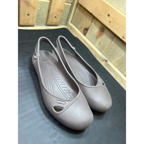 Womens Crocs Brown Flats Slingback Sandals With Crystal Button Detail Size 8 - Picture 2 of 8